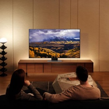 Samsung QE65Q80CATXZT 65” QLED 4K Ultra HD Smart TV Wi-Fi