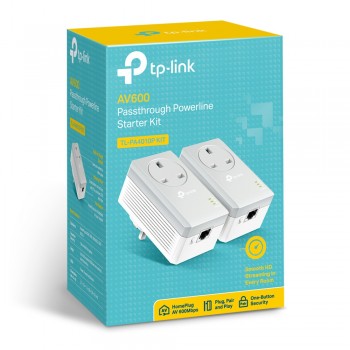 TP-LINK TL-PA4010P Passthrough Powerline AV600 Starter Kit